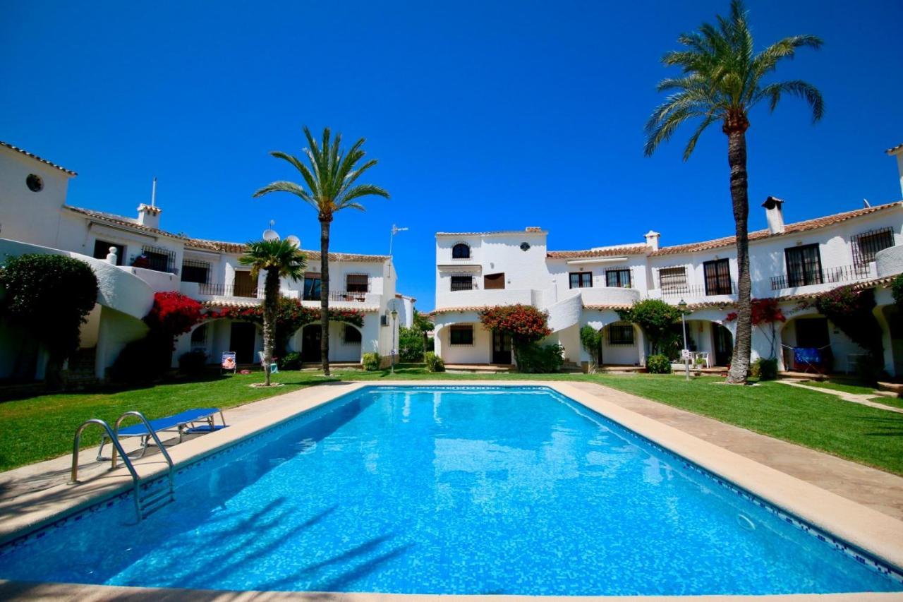 Oasis Parc 45 Villa Denia Exterior photo