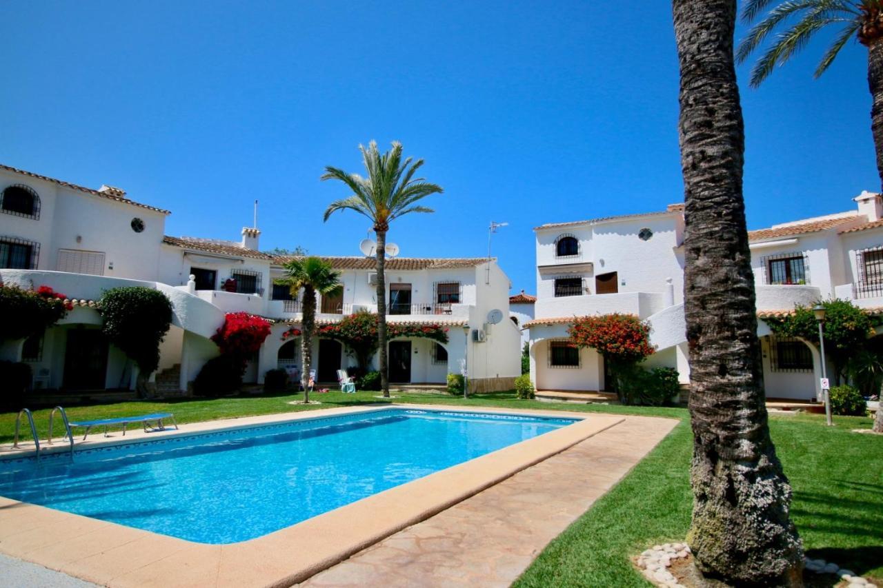 Oasis Parc 45 Villa Denia Exterior photo